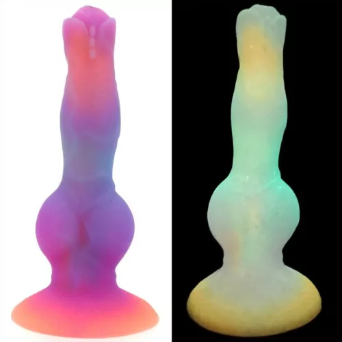 Fantasy Lumy Wolf – foszforeszkáló dildó 19 x 6,3 cm