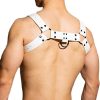 Chest All – fehér testheveder érzéki játékhoz
